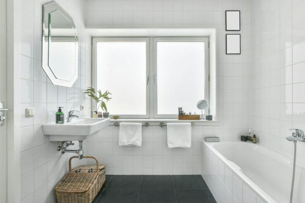 The Line Cleaning LLC offers services of Residential Cleaning, Deep Cleaning, Move Out - In, Airbnb Cleaning, Post Construction Cleaning, Commercial Cleaning, Office Cleaning in King county WA, Tacoma WA, Bellevue WA, Redmond WA - Residential Cleaning