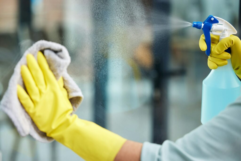 The Line Cleaning LLC offers services of Residential Cleaning, Deep Cleaning, Move Out - In, Airbnb Cleaning, Post Construction Cleaning, Commercial Cleaning, Office Cleaning in King county WA, Tacoma WA, Bellevue WA, Redmond WA - Residential Cleaning