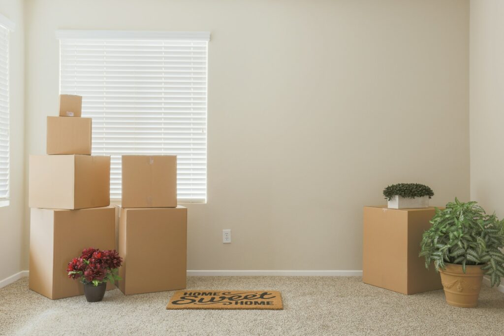 The Line Cleaning LLC offers services of Residential Cleaning, Deep Cleaning, Move Out - In, Airbnb Cleaning, Post Construction Cleaning, Commercial Cleaning, Office Cleaning in King county WA, Tacoma WA, Bellevue WA, Redmond WA - Residential Cleaning