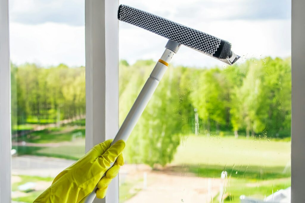 The Line Cleaning LLC offers services of Residential Cleaning, Deep Cleaning, Move Out - In, Airbnb Cleaning, Post Construction Cleaning, Commercial Cleaning, Office Cleaning in King county WA, Tacoma WA, Bellevue WA, Redmond WA - Residential Cleaning